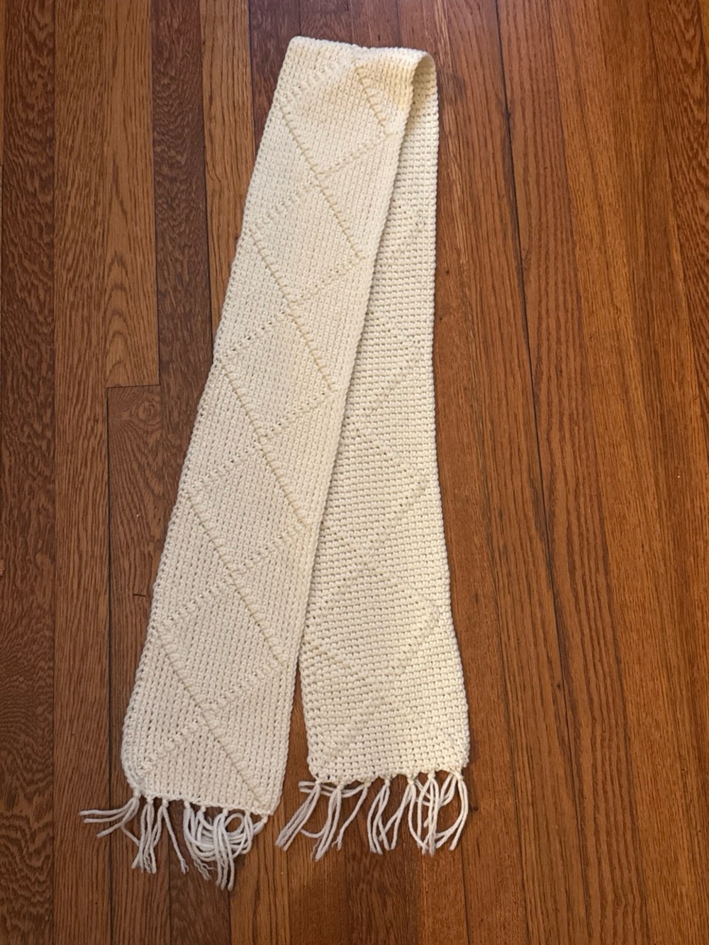 Vintage Hand-Knit Cream Scarf - Diamond Stitch Pattern with Fringe
